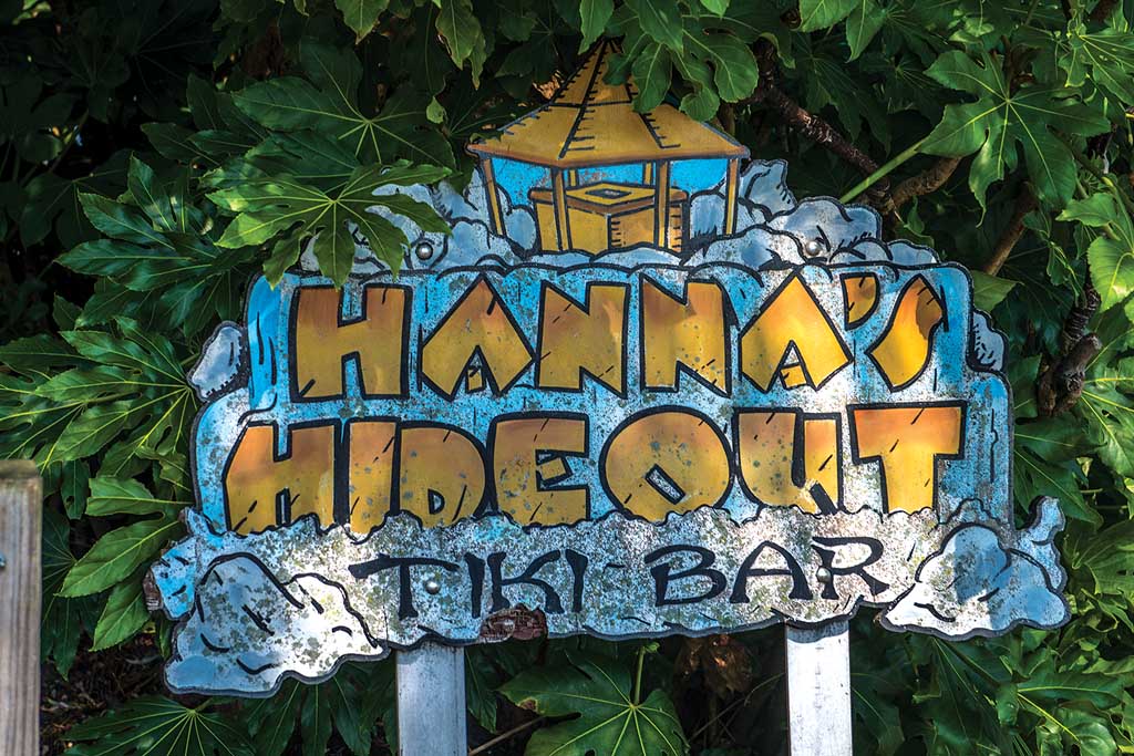 Harpoon Hanna's Tiki Bar